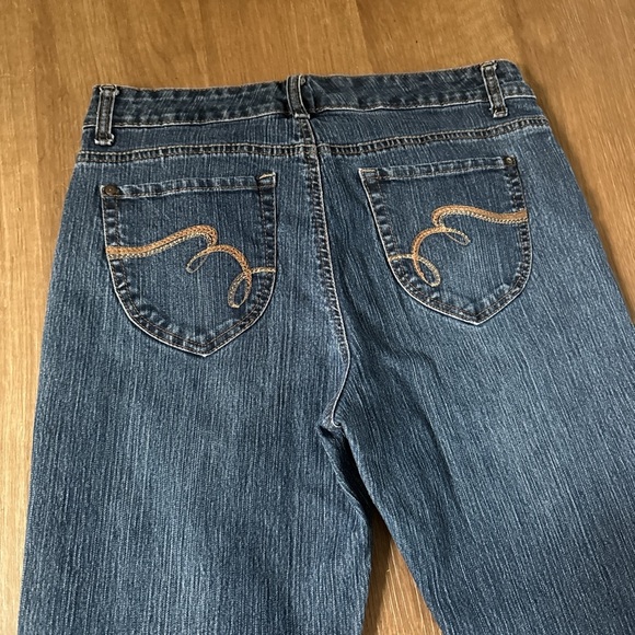 Classic Blue Denim Jeans - Picture 3 of 4
